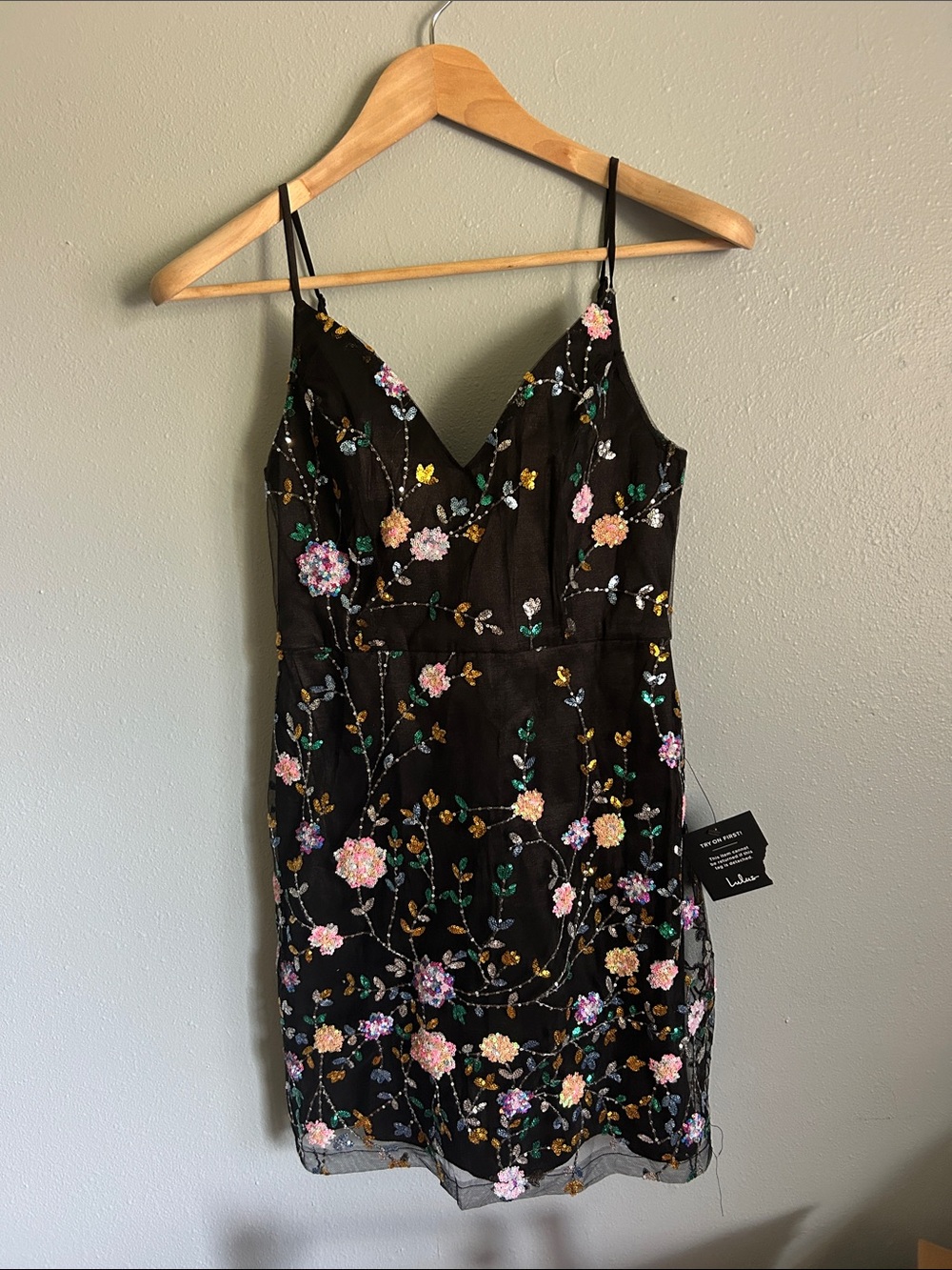 Lulu’s Floral dress, size small